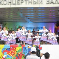 Открытие фестиваля :: Лариса Андреевна Москаленко