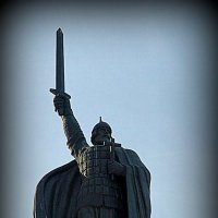 Памятник Илье Муромцу - символ русской воинской доблести :: Elena Izotova