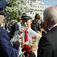 За Победу (9 мая, Театральная площадь) :: Владимир 