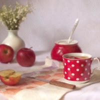 Чай с яблоками :: Иля Григорьева