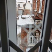 Дворик из окна :: Алексей Golovchenko