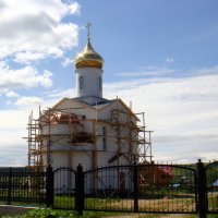 Строительство храма в деревне Висим. :: Елизавета Успенская