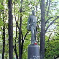 Памятник Муслиму Магомаеву в Москве. :: Елена 