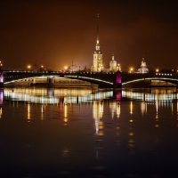 Ночной С-Петербург. Нева. Троицкий мост. :: Александр Истомин