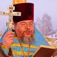 Освящение поклонного креста в Ильинском :: Валерий Симонов