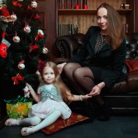Новогодняя семейная фотосессия в студии :: Татьяна Маслиева