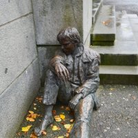 Скульптура "Бомж" в Бергене. :: Ольга 