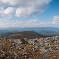 ...и ветер, которого не слышно, но он ощущается... :: Максим Кагало