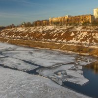 Апрельское утро :: Валентин Котляров