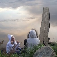 "То ль река окунается в небо..." (В. Морозов). :: ПК 