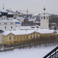 Вид на Трифонов монастырь :: Юрий Митенёв