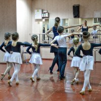 Эти девочки, которые танцуют... :: Ирина Данилова
