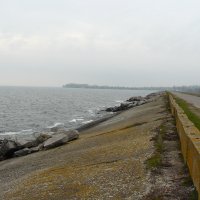 Каховское водохранилище в районе г.Марганца :: Александр Костьянов