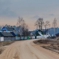 В  деревне  вечер. :: Валера39 Василевский.