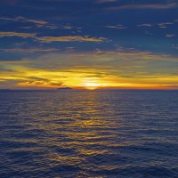 Закат в океане :: Андрей Макаров