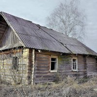 Стоит одиноко... :: игорь конопченко