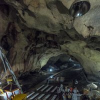 пещерный храм Goa Giri Putri (Гоа Гири Путри) :: Alexander Romanov (Roalan Photos)