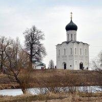 Храм Покрова на Нерли :: Николай Варламов