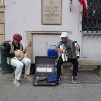 Уличные музыканты. :: Наталья Петракова