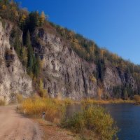 "У порога стали горы громадно.." :: зоя полянская 