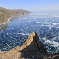 Ледовый панцирь Байкала :: Владимир Собардахов