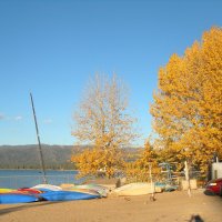 Озеро Тахо. Осень в горах. :: Владимир Смольников