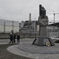 Примять. Памятник. 4-й энергоблок :: Ольга Винницкая (Olenka)