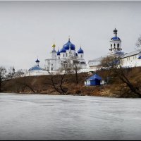 У монастыря! :: Владимир Шошин