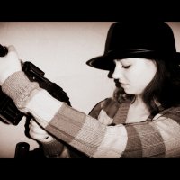 Девушка с ружьем :: Евгения С