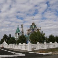 Старая церковь :: Александр Казанцев