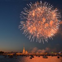 Праздничный салют :: Наталья Левина