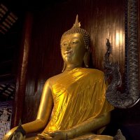 Будда храма Пхан Тао :: Евгений Печенин