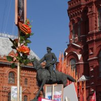 Памятник маршалу Жукову. :: Валентина. .