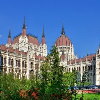 Здание венгерского парламента в Будапеште :: Денис Кораблёв