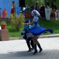 В вихре танца :: Александр Грищенко