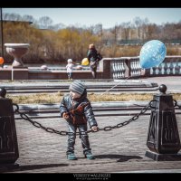 Мальчик с голубым шариком :: Aleksey Vereev