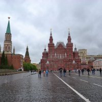 Москва встретила дождём!!! :: Алексей Цветков