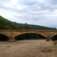 Даховский мост, построенный в 1906 году казаками Урупского казачьего полка мост через реку Дах :: Юлия Бабитко