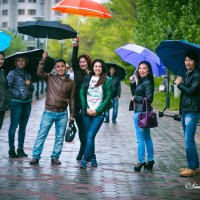 Прогулка под дождем :: Айнагуль Бекебаева