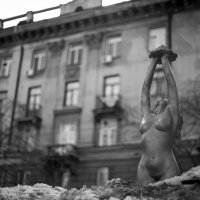 Female sculpture in Novosibirsk :: Владислав Чернов