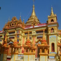 Комплексный храм в Бирме :: Наталья Елизарова