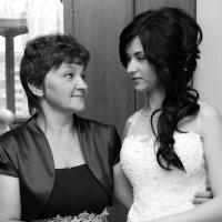 невеста с мамой :: Татьяна Гришаева