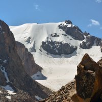 в ущелье :: Горный турист Иван Иванов