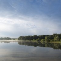 Утро на озере :: Александр Гурьянов