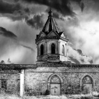 Старая армянская церковь :: Глеб Буй