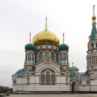 Омск. Свято-Успенский кафедральный собор :: Вадим Лячиков