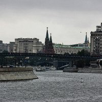 закованная в гранит... :: Наталья Щербакова