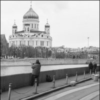 На набережной :: Виктор Одинцов