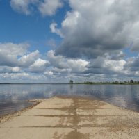 Прямо в небо :: Светлана Лысенко