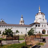 Стены монастыря :: Наталья Серегина